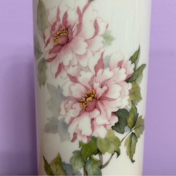 Liette International Porcelain Wall Vase/ Pocket Hand Decorated In USA Size 7.5" - Picture 5 of 8